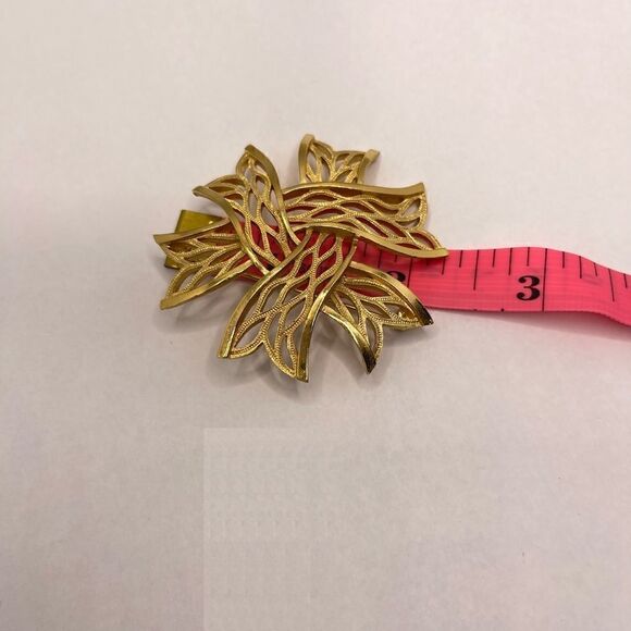 Vintage crown trifari brooch - Picture 9 of 11